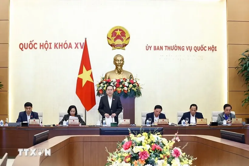 Chủ tịch Quốc hội Trần Thanh Mẫn chủ trì Phiên họp của Uỷ ban Thường vụ Quốc hội cho ý kiến về việc chuẩn bị Kỳ họp thứ 9, Quốc hội khóa XV. Ảnh: Doãn Tấn/TTXVN.