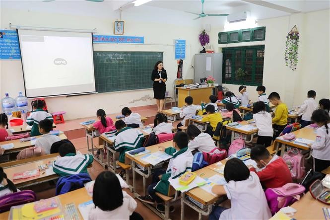 Ban Chỉ đạo thi, tuyển sinh thành phố Hà Nội năm học 2025-2026 đã quyết định giữ ổn định thời gian tổ chức tuyển sinh, phương thức tuyển sinh. Ảnh: Thanh Tùng/TTXVN.