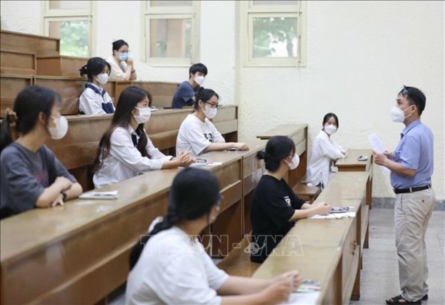 Thí sinh tham dự kỳ thi đánh giá năng lực độc lập do Trường Đại học Sư phạm Hà Nội tổ chức. Ảnh: Thanh Tùng/TTXVN.