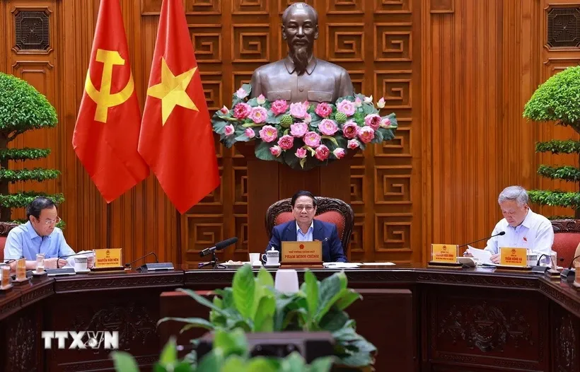 Thủ tướng Phạm Minh Chính chủ trì cuộc họp Thường trực Chính phủ về trung tâm tài chính quốc tế tại Thành phố Hồ Chí Minh và Đà Nẵng. Ảnh: Dương Giang/TTXVN