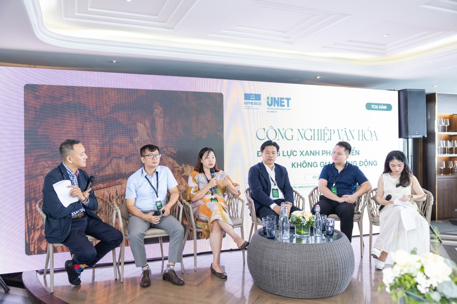 Các chuyên gia tại hội thảo “Công nghiệp văn hóa - Động lực xanh cho không gian hang động”