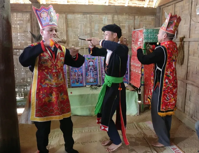 Tái hiện nghi lễ Cấp sắc của người Dao