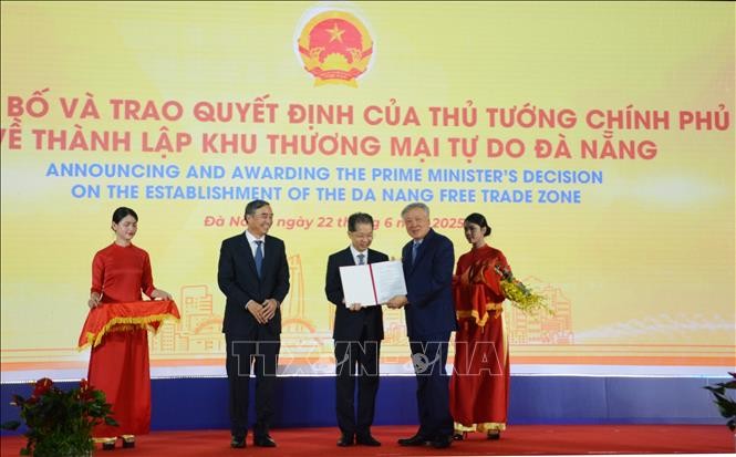 Công bố quyết định thành lập Khu Thương mại tự do thành phố Đà Nẵng