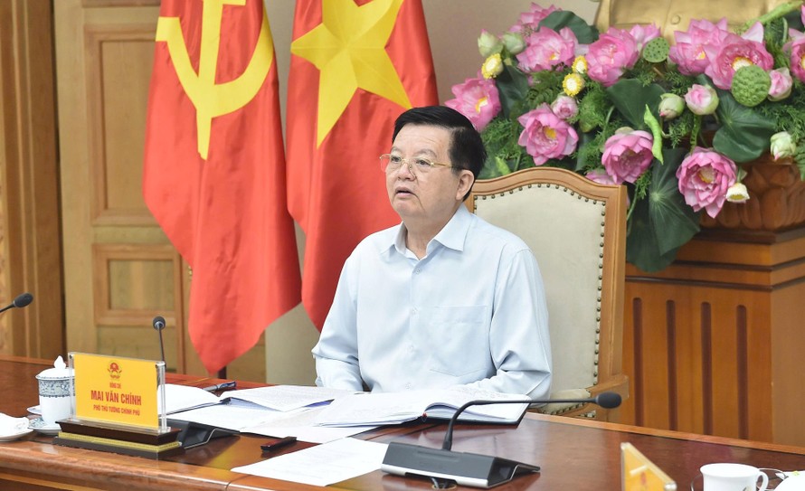 Phó Thủ tướng Mai Văn Chính chủ trì cuộc họp với các bộ về giải pháp tháo gỡ khó khăn, vướng mắc về cơ chế chính sách liên quan đến tài chính của Triển lãm thành tựu đất nước nhân dịp kỷ niệm 80 năm Ngày Quốc khánh . Ảnh: VGP/Giang Thanh