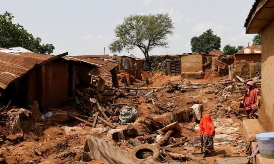 Cảnh tàn phá do mưa lũ ở thị trấn Mokwa, bang Niger, Nigeria ngày 31/5/2025. 
