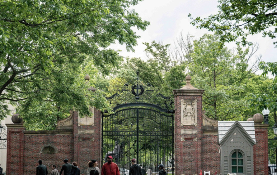 Khuôn viên Đại học Harvard ở Cambridge, bang Massachusetts, Mỹ. 