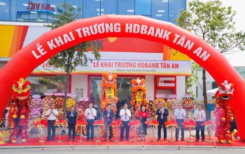 Khai trương chi nhánh HDBank Tân An, điểm giao dịch thứ 377 của HDBank
