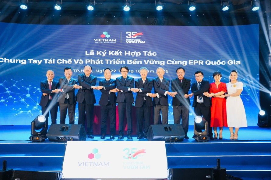 Các đại biểu tham gia sự kiện