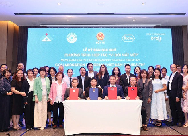 Các đại biểu tham dự Lễ ký kết bản ghi nhớ