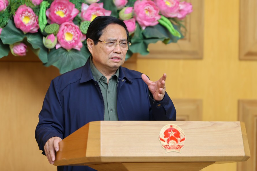 Thủ tướng yêu cầu các bộ ngành, địa phương khẩn trương thống kê, tổng hợp và cập nhật về tình hình thiệt hại, báo cáo ngay Bộ Chính trị, Ban Bí thư và cấp có thẩm quyền