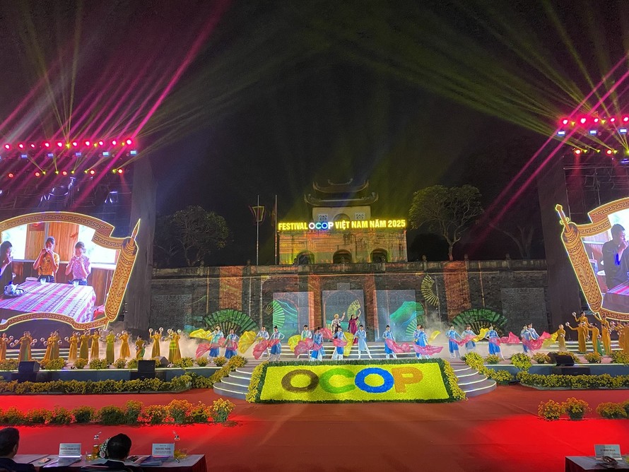 Chương trình văn nghệ chào mừng sự kiện 