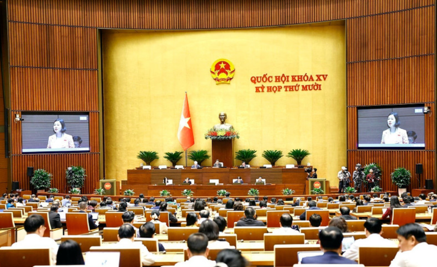 Quốc hội thảo luận ở hội trường về dự án Luật Thi hành án hình sự (sửa đổi).