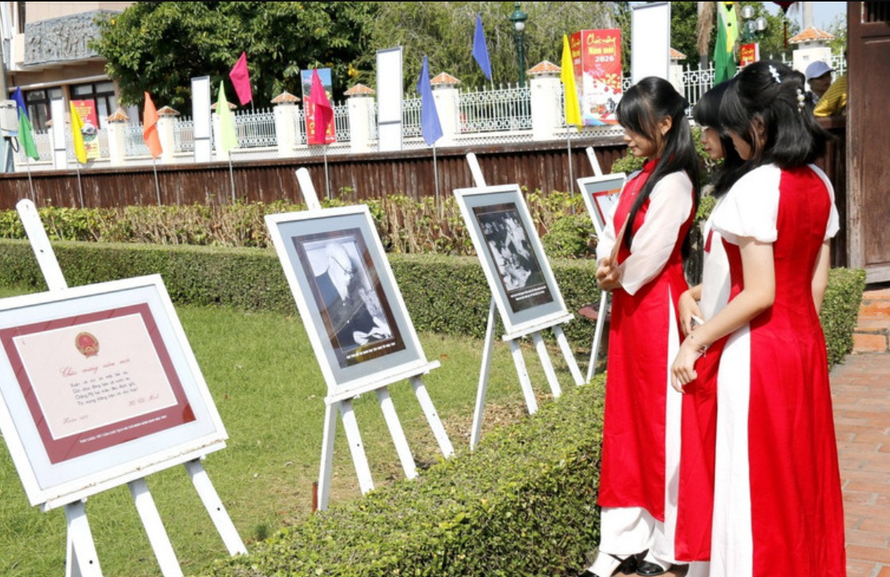 Triển lãm là điểm nhấn đáp ứng nhu cầu tham quan, vui chơi của người dân và du khách trong dịp đón năm mới.