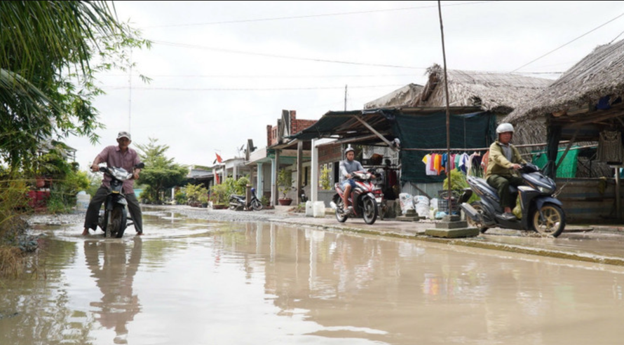 Các kỳ triều cường cao vào cuối năm 2026 được dự báo sẽ có mực nước tương đương với mức đỉnh của năm 2025, đặt ra yêu cầu cao về công tác hộ đê và chống ngập.