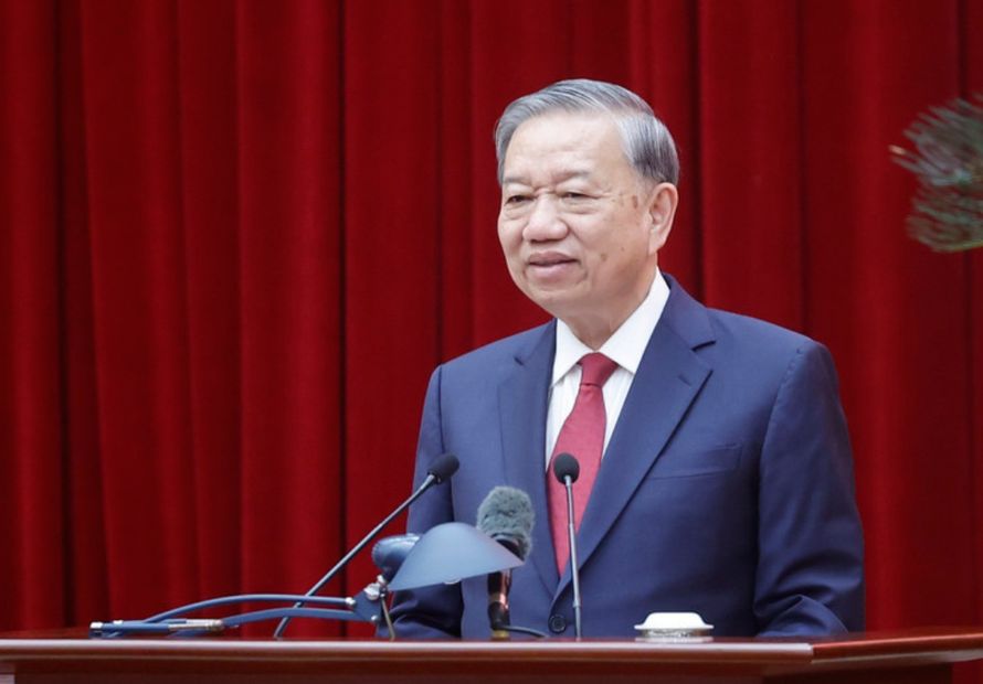 Tổng Bí thư Tô Lâm phát biểu tại cuộc gặp mặt thành viên Tiểu ban chuẩn bị Đại hội XIV của Đảng và Ban Chỉ đạo Tổng kết 40 năm đổi mới.