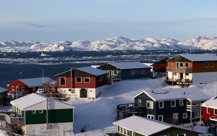 Quang cảnh thủ phủ Nuuk của Greenland.