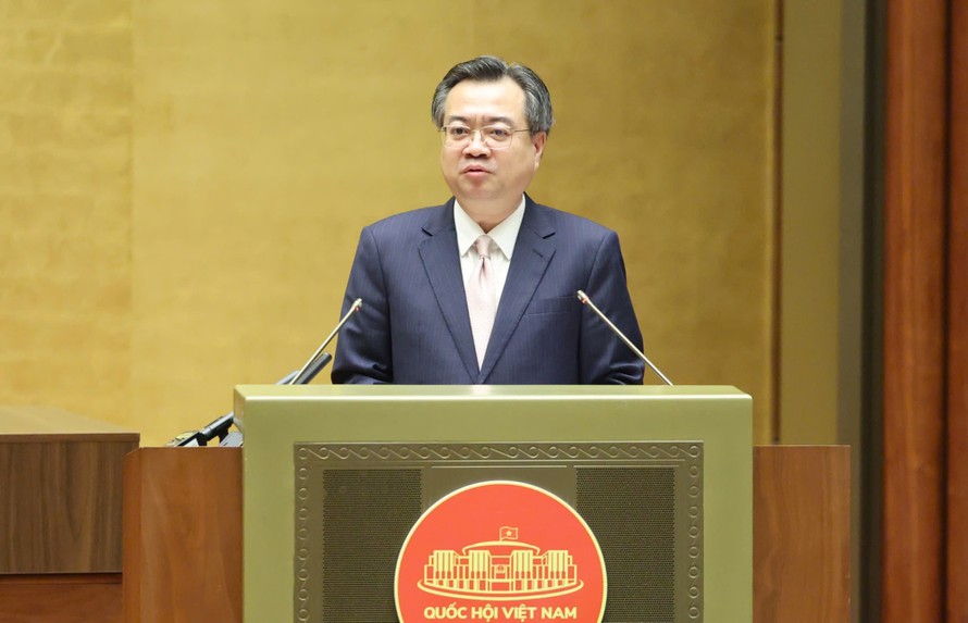 Đồng chí Nguyễn Thanh Nghị, Ủy viên Bộ Chính trị, Bí thư Trung ương Đảng, Trưởng Ban Chính sách, chiến lược Trung ương phát biểu tại Hội nghị. Ảnh VGP/Nhật Bắc