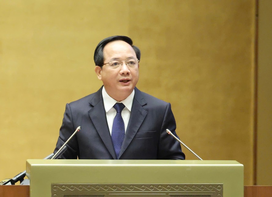 Đồng chí Trịnh Văn Quyết, Ủy viên Bộ Chính trị, Bí thư Trung ương Đảng, Trưởng Ban Tuyên giáo và Dân vận Trung ương truyền đạt chuyên đề "Nội dung trọng tâm, cốt lõi của Nghị quyết số 80-NQ/TW ngày 07/01/2026 của Bộ Chính trị về phát triển văn hóa Việt Nam". Ảnh: VGP/Vũ Phong