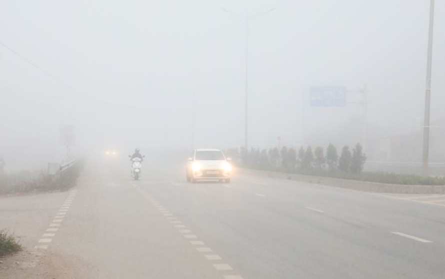 Cảnh báo sương mù tiếp tục xuất hiện ở Bắc Bộ, Bắc Trung Bộ.