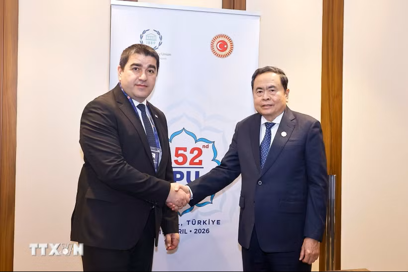 Chủ tịch Quốc hội Trần Thanh Mẫn gặp Chủ tịch Quốc hội Gruzia Shalva Papuashvili.