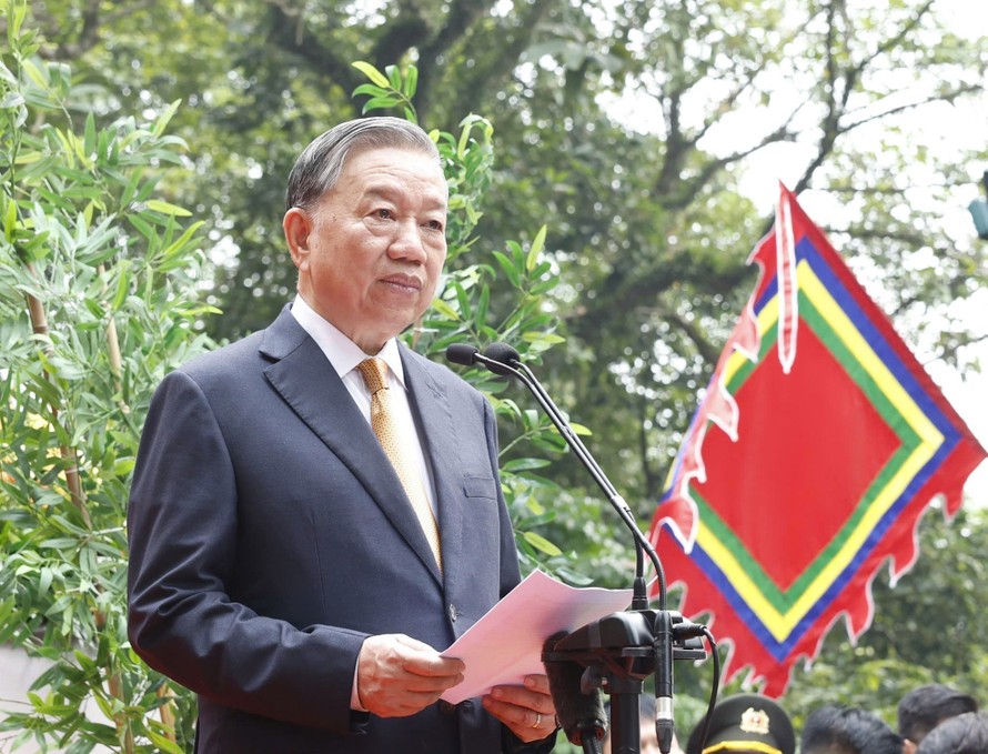 Tổng Bí thư, Chủ tịch nước Tô Lâm nói chuyện với các tầng lớp nhân dân tại Khu di tích lịch sử Quốc gia Đặc biệt Đền Hùng