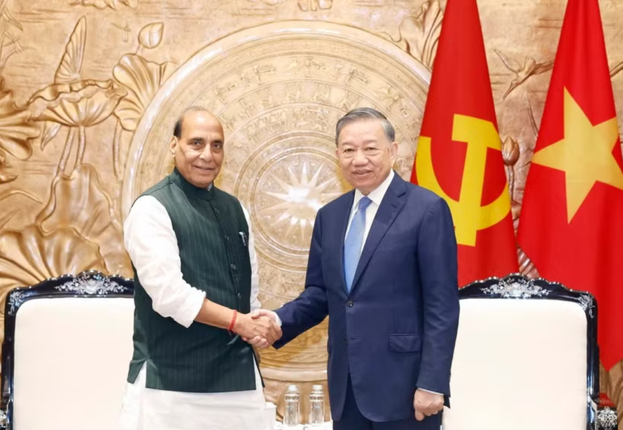 Tổng Bí thư, Chủ tịch nước Tô Lâm tiếp Ngài Rajnath Singh, Bộ trưởng Bộ Quốc phòng Ấn Độ.