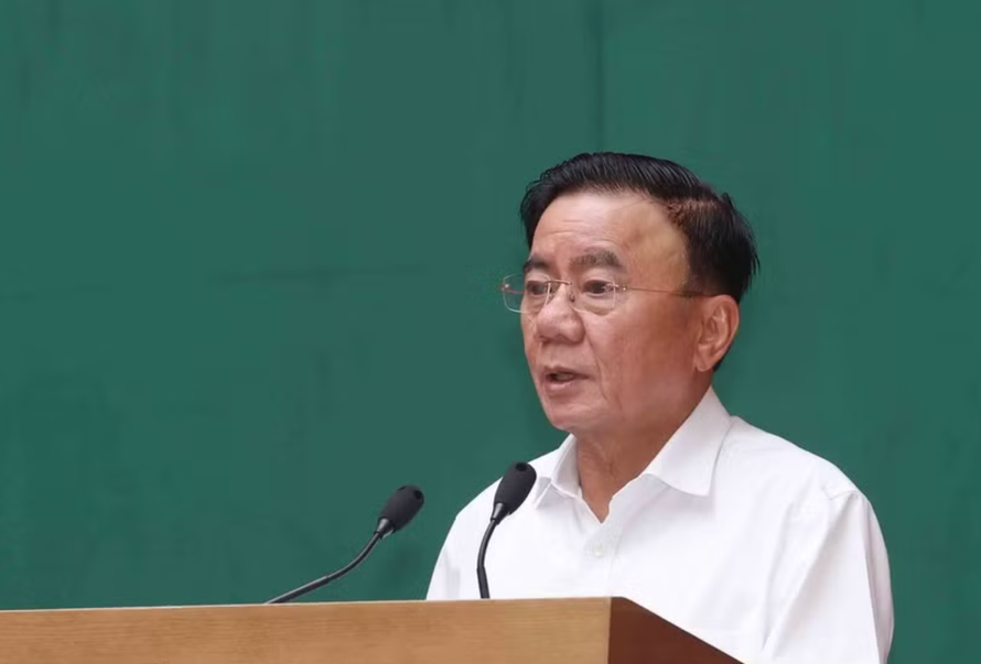 Đồng chí Trần Cẩm Tú, Ủy viên Bộ Chính trị, Thường trực Ban Bí thư phát biểu chỉ đạo hội thảo. 
