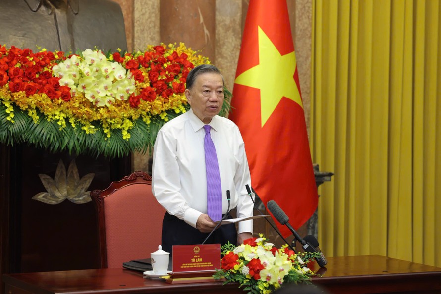 Tổng Bí thư, Chủ tịch nước Tô Lâm phát biểu tại buổi gặp mặt 100 tấm gương tiêu biểu trong Chương trình "Việc tử tế" của Đài Truyền hình Việt Nam. 