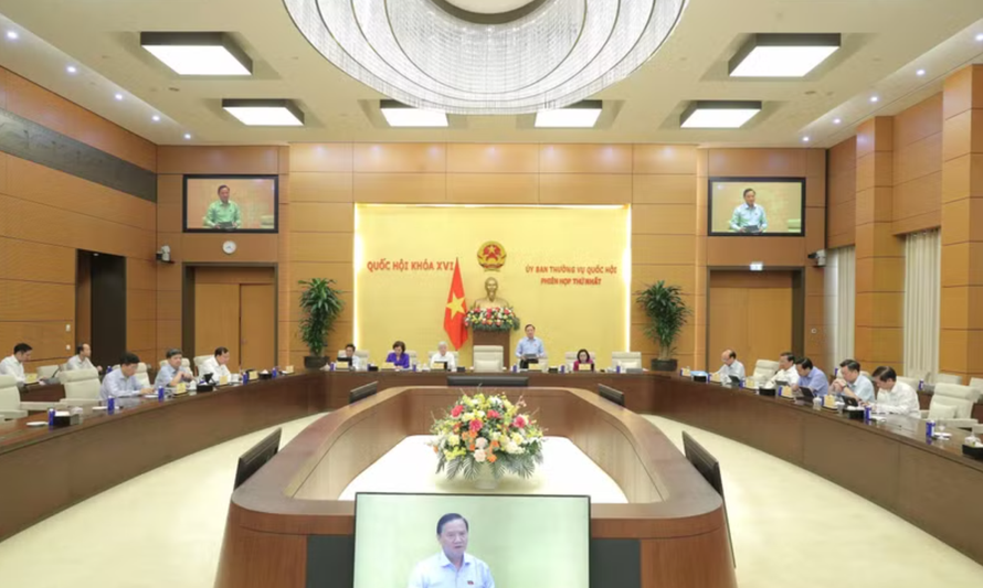 Phiên họp của Ủy ban Thường vụ Quốc hội. 
