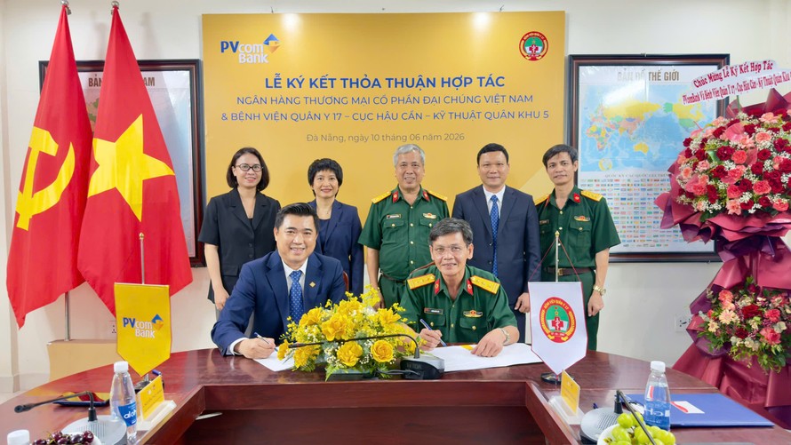 PVcomBank và Bệnh viện Quân y 17 – Cục Hậu cần – Kỹ thuật Quân khu 5 ký kết hợp tác toàn diện