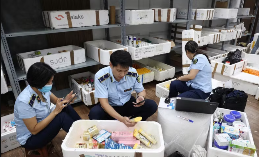 Lực lượng chức năng thu giữ hàng nghìn sản phẩm sữa, thực phẩm chức năng, mỹ phẩm nhập lậu