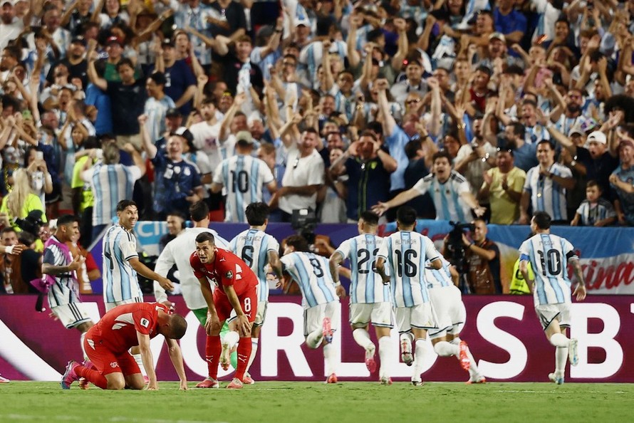 ĐT Argentina thắng Thụy Sĩ ở hiệp phụ, Ảnh: AFP