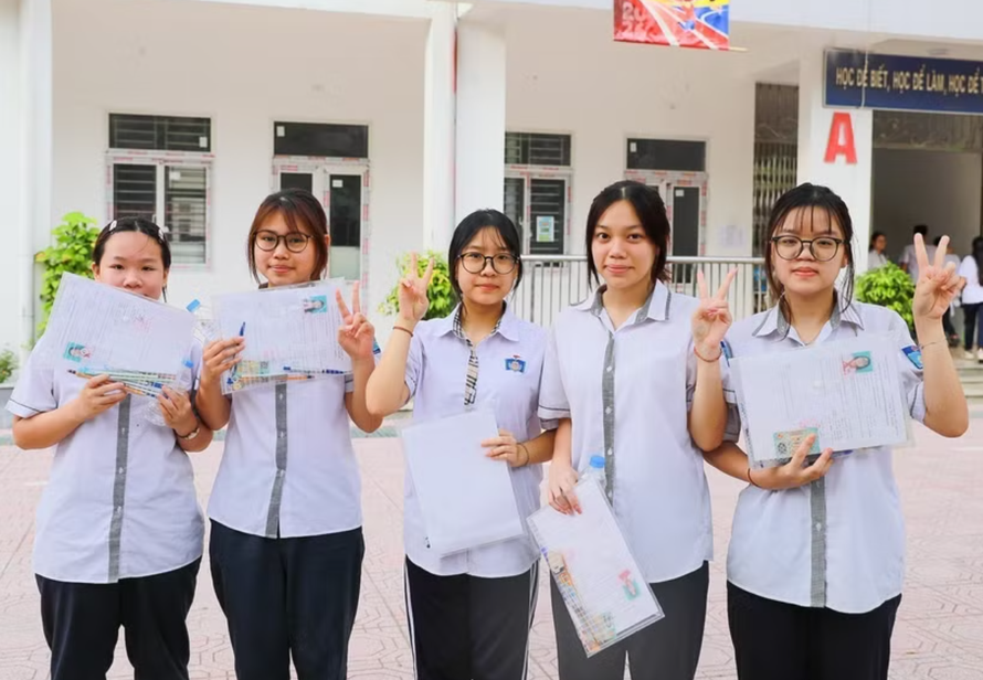 Thí sinh Hà Nội dự thi lớp 10.