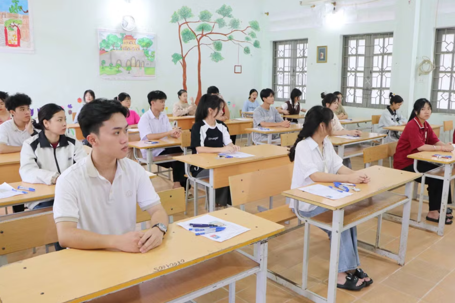 Thí sinh dự thi tốt nghiệp trung học phổ thông. 