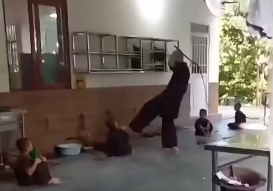Hình ảnh về vụ việc. (Ảnh: Cắt từ clip)