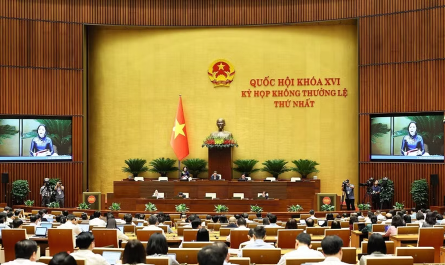 Sáng 10/8/2026, tại Hà Nội, Quốc hội thảo luận ở hội trường về Dự án Luật Hòa giải ở cơ sở (sửa đổi).