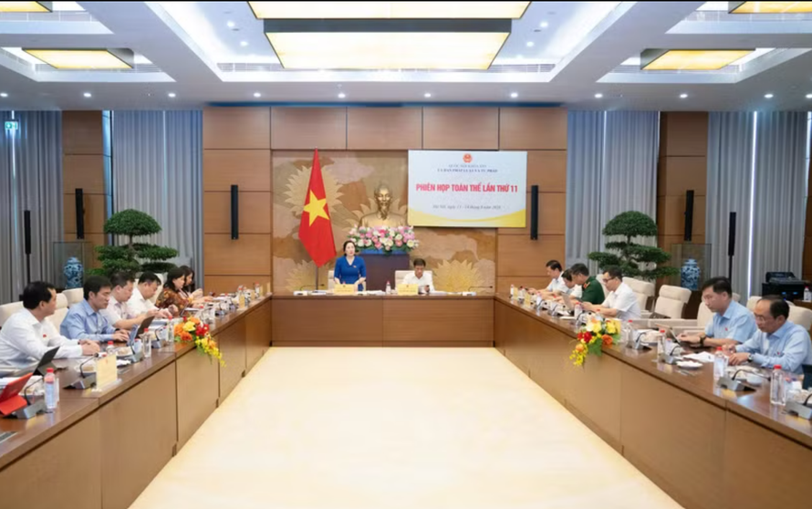 Toàn cảnh phiên họp
