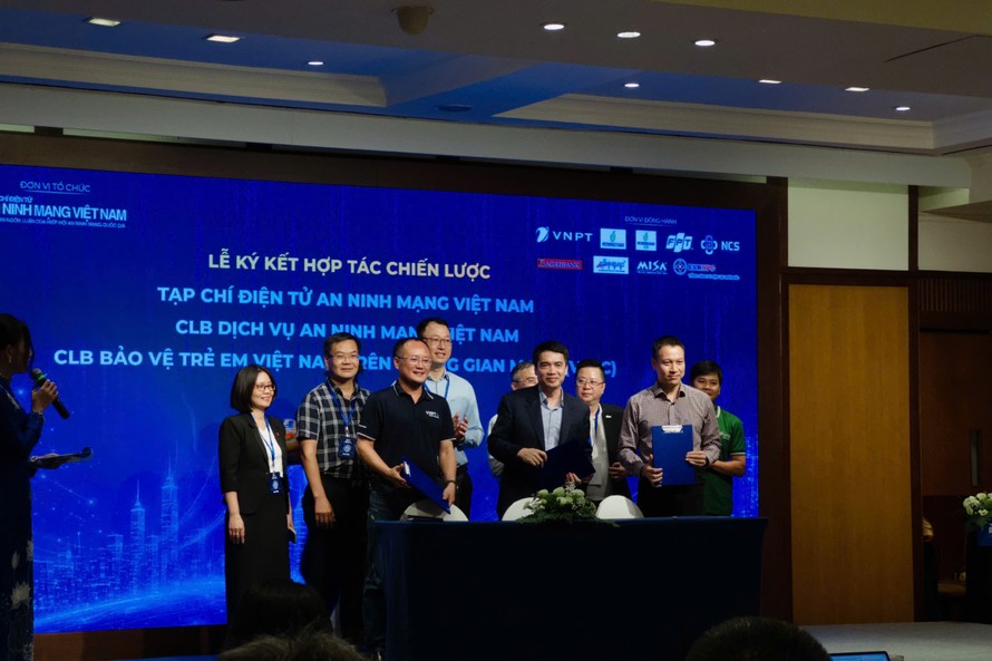 Lễ ký kết hợp tác chiến lược: “Hành động vì an toàn không gian mạng: Phổ cập kỹ năng số toàn dân và Phát triển Công nghệ An ninh mạng chiến lược Make in Vietnam”