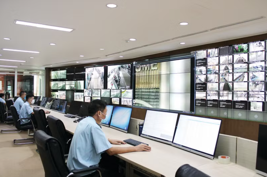 Thí điểm xác thực khai hải quan qua VNeID cho hàng hóa nhỏ. 