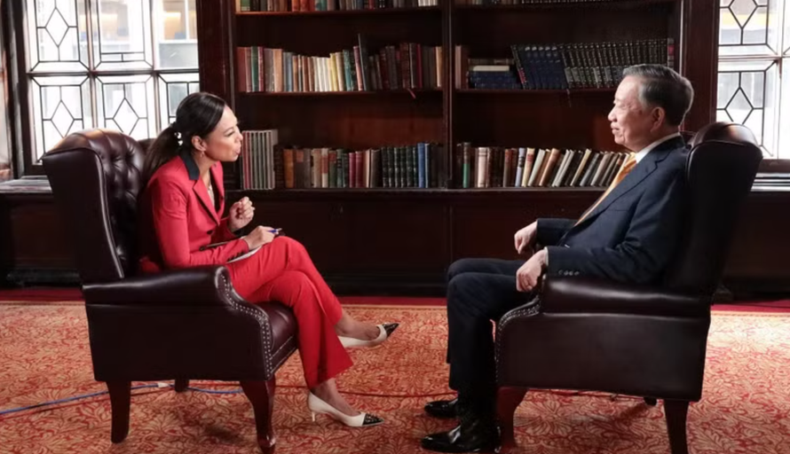 Tổng Bí thư, Chủ tịch nước Tô Lâm trả lời phỏng vấn Bloomberg TV. 