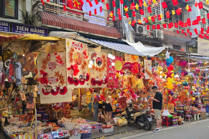 Muôn sắc màu Trung thu phố cổ