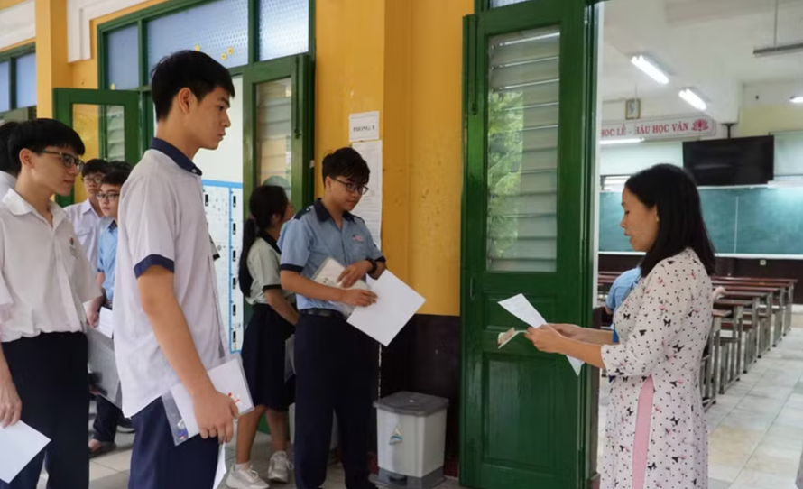 Bộ Giáo dục và Đào tạo dự kiến kỳ thi tuyển sinh lớp 10 sẽ chỉ còn hai môn là Toán và Ngữ văn.