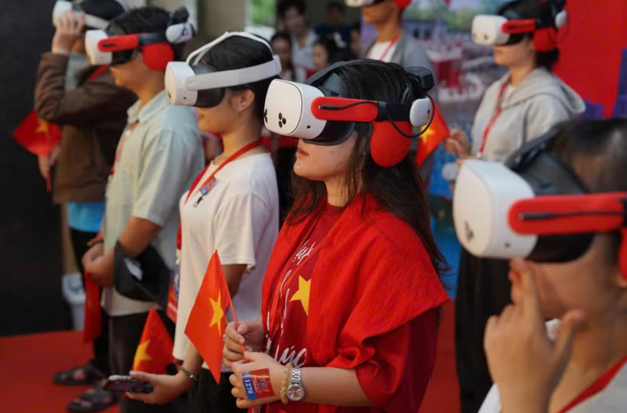Công chúng sẽ được trải nghiệm miễn phí công nghệ VR, sống lại thời khắc lịch sử Chủ tịch Hồ Chí Minh đọc Tuyên ngôn Độc lập. (Ảnh: CTV/Vietnam+)
