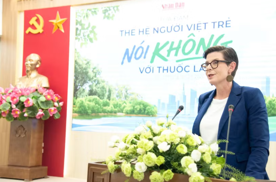 Tiến sỹ Angela Pratt - Trưởng Đại diện Tổ chức Y tế Thế giới tại Việt Nam.