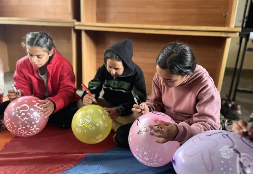 UNESCO hỗ trợ trẻ em vùng xung đột. Ảnh: UNESCO