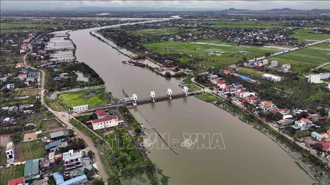 Cống cầu Xe thuộc Hệ thống công trình thuỷ lợi Bắc Hưng Hải (huyện Tứ Kỳ, tỉnh Hải Dương) là công trình quan trọng trong công tác thoát lũ của toàn hệ thống. Ảnh: Vũ Sinh/TTXVN