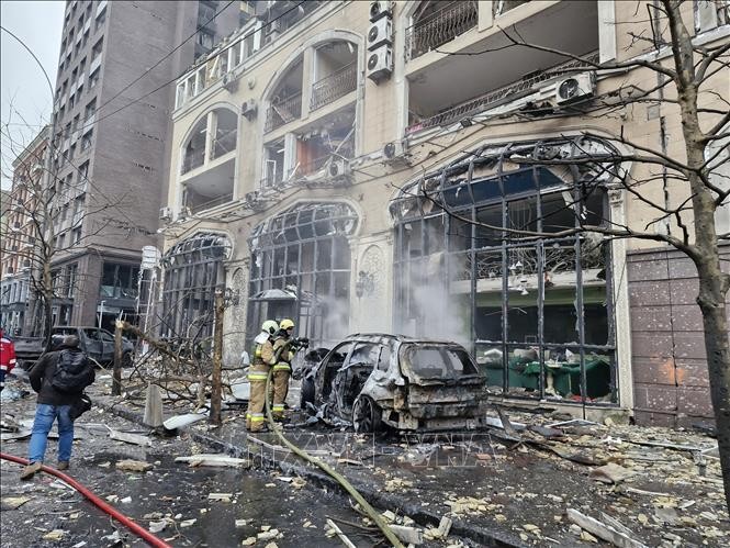 Cảnh đổ nát trong xung đột giữa Nga và Ukraine tại Kiev (Ukraine) ngày 20/12/2024. Ảnh: THX/TTXVN