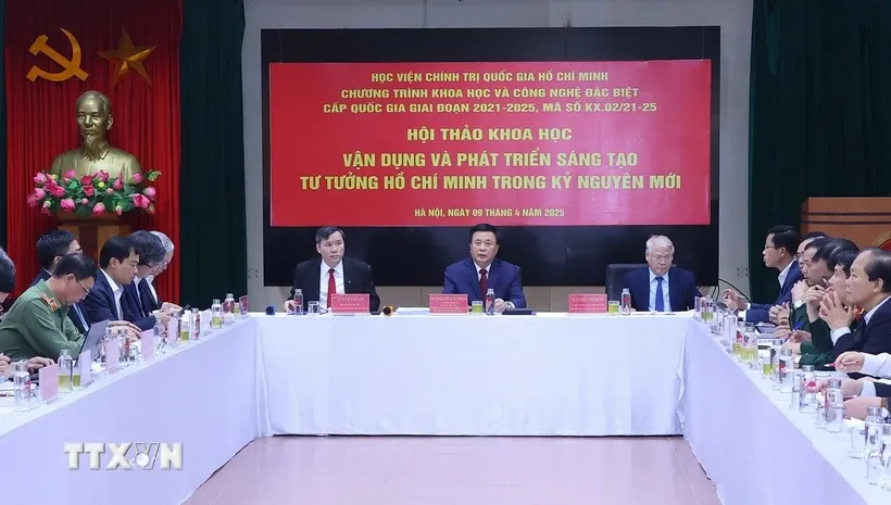 Hội thảo khoa với chủ đề: "Vận dụng và phát triển sáng tạo tư tưởng Hồ Chí Minh trong kỷ nguyên mới." Ảnh: Văn Điệp/TTXVN