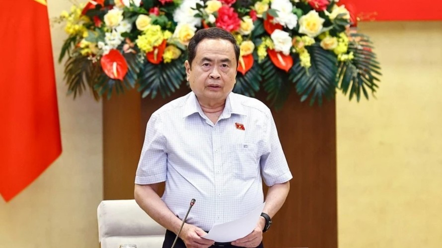 Bí thư Đảng ủy Quốc hội, Chủ tịch Quốc hội Trần Thanh Mẫn, Trưởng Tiểu ban Văn kiện phát biểu khai mạc phiên họp. Ảnh: Doãn Tấn