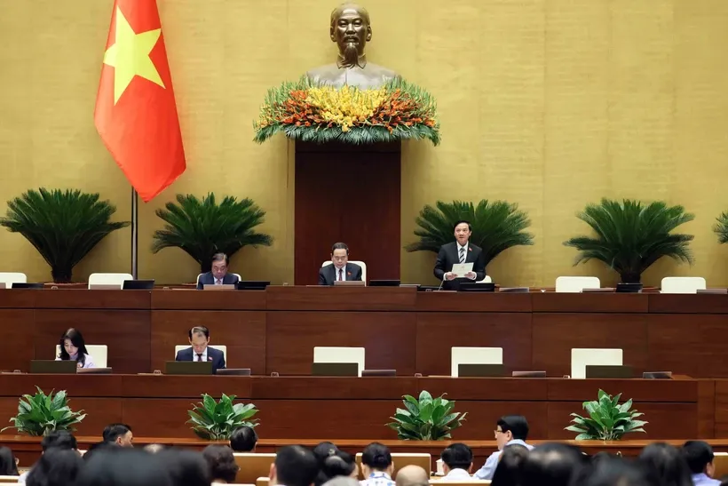 Phó Chủ tịch Quốc hội Nguyễn Khắc Định điều hành phiên họp sáng 8/5. Ảnh: An Đăng